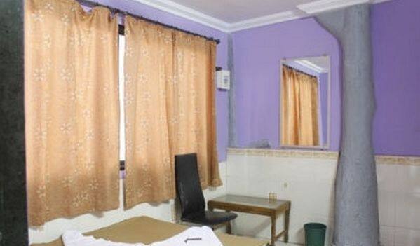 Hotel Metro Plaza Residency and Dormitory, Mumbai 5